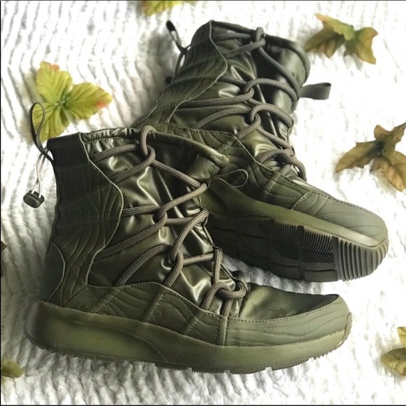 nike tanjun winter boots